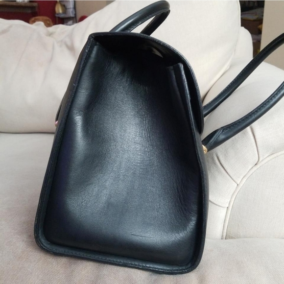 Authentic Vintage Gucci Doctor Boston Satchel - Picture 2 of 12